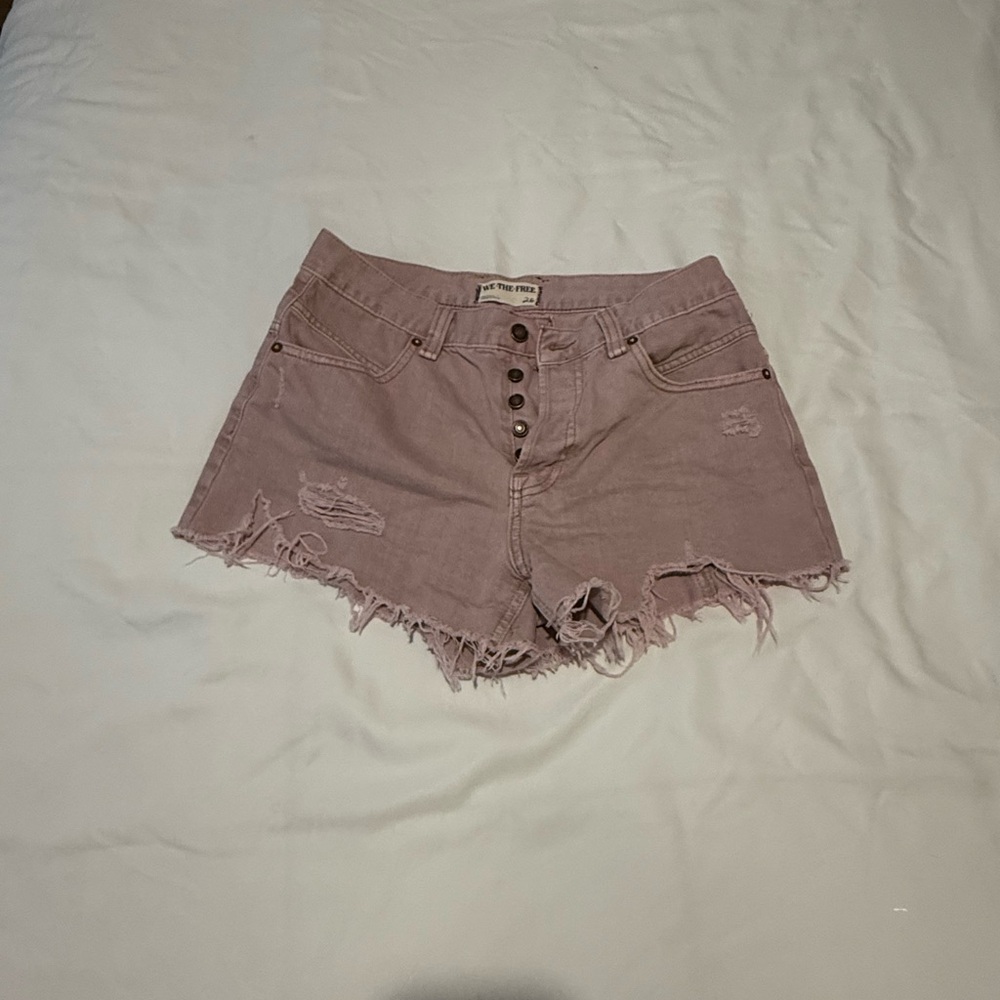 We The Free - Women’s- Mauve - Distressed Jean Shorts - 26